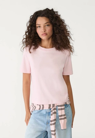 Базовая футболка классического кроя из плотной ткани- Заказать в России