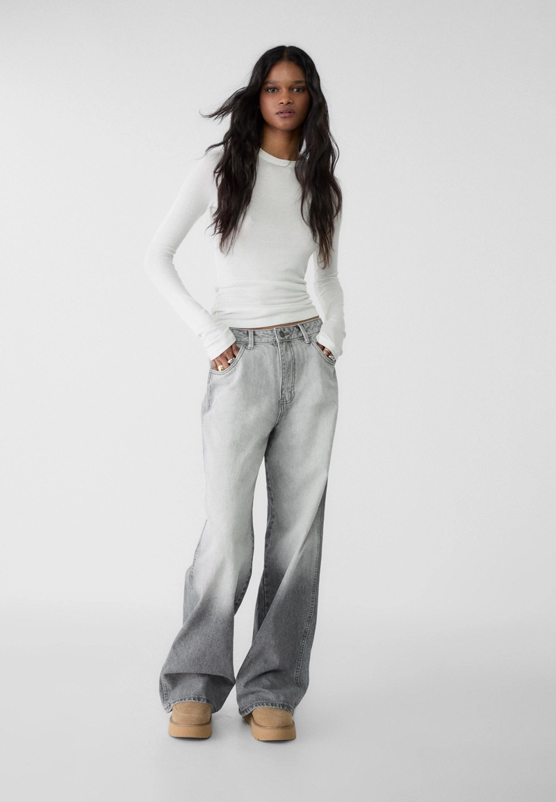 Футболка в рубчик с длинными рукавами