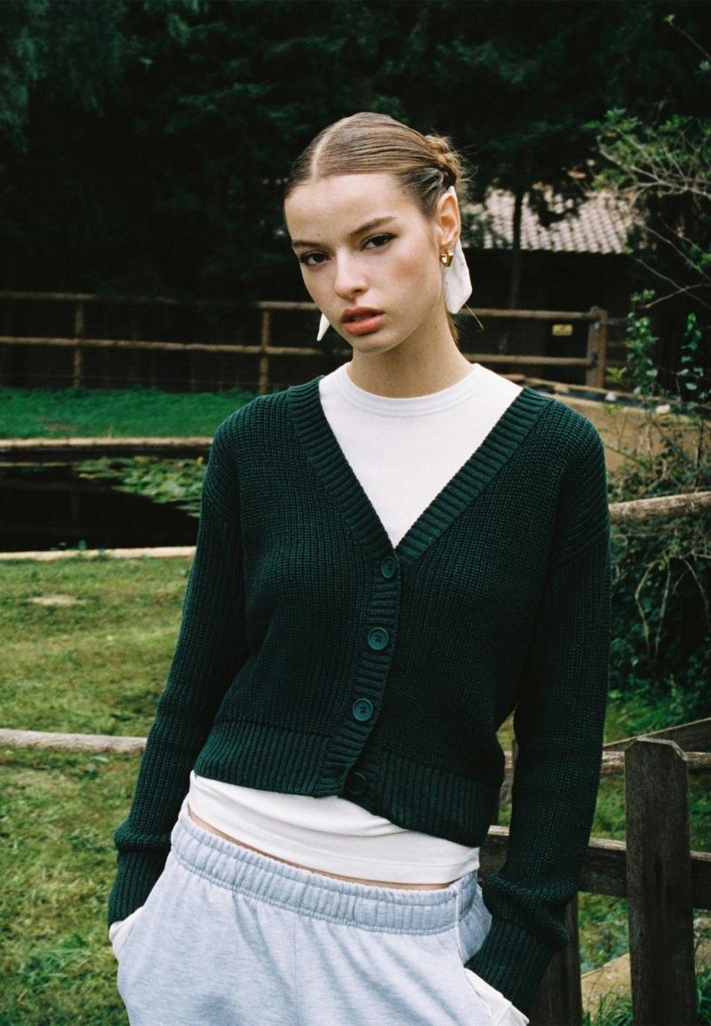 Футболка в рубчик с длинными рукавами