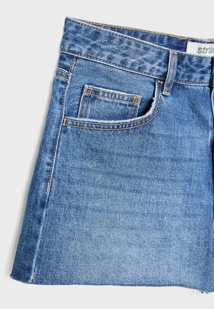 Джинсовые шорты со средней посадкой- Заказать в России