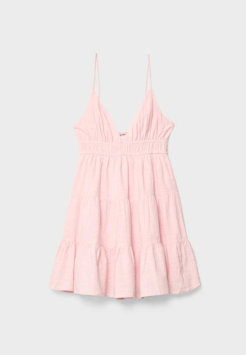 Короткое струящееся платье с завязками на спине