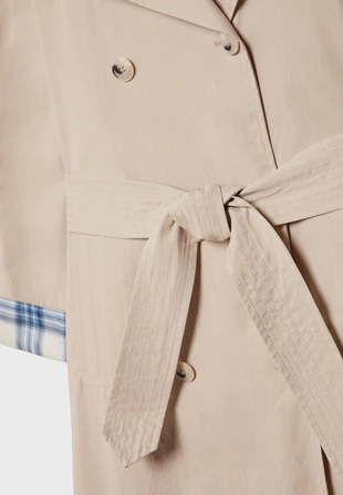 Длинный тренч с отворотами в клетку- Заказать в России