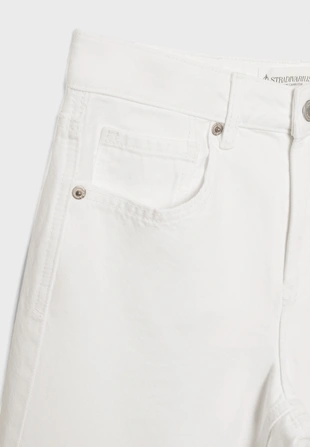 Джинсы D92 прямого кроя- Заказать в России