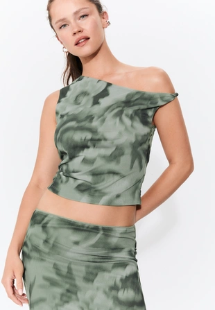 Асимметричная футболка из полупрозрачной ткани с принтом- Заказать в России