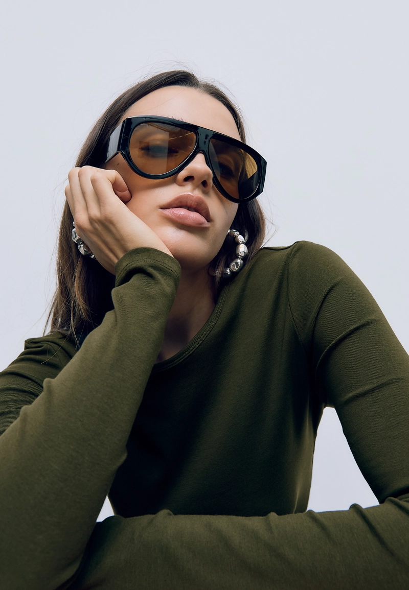 Базовая хлопковая футболка с длинными рукавами