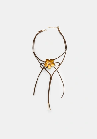 Ожерелье-шнурок с эмалированным цветком- Заказать в России