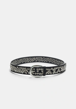 Ремень с заклепками- Заказать в России