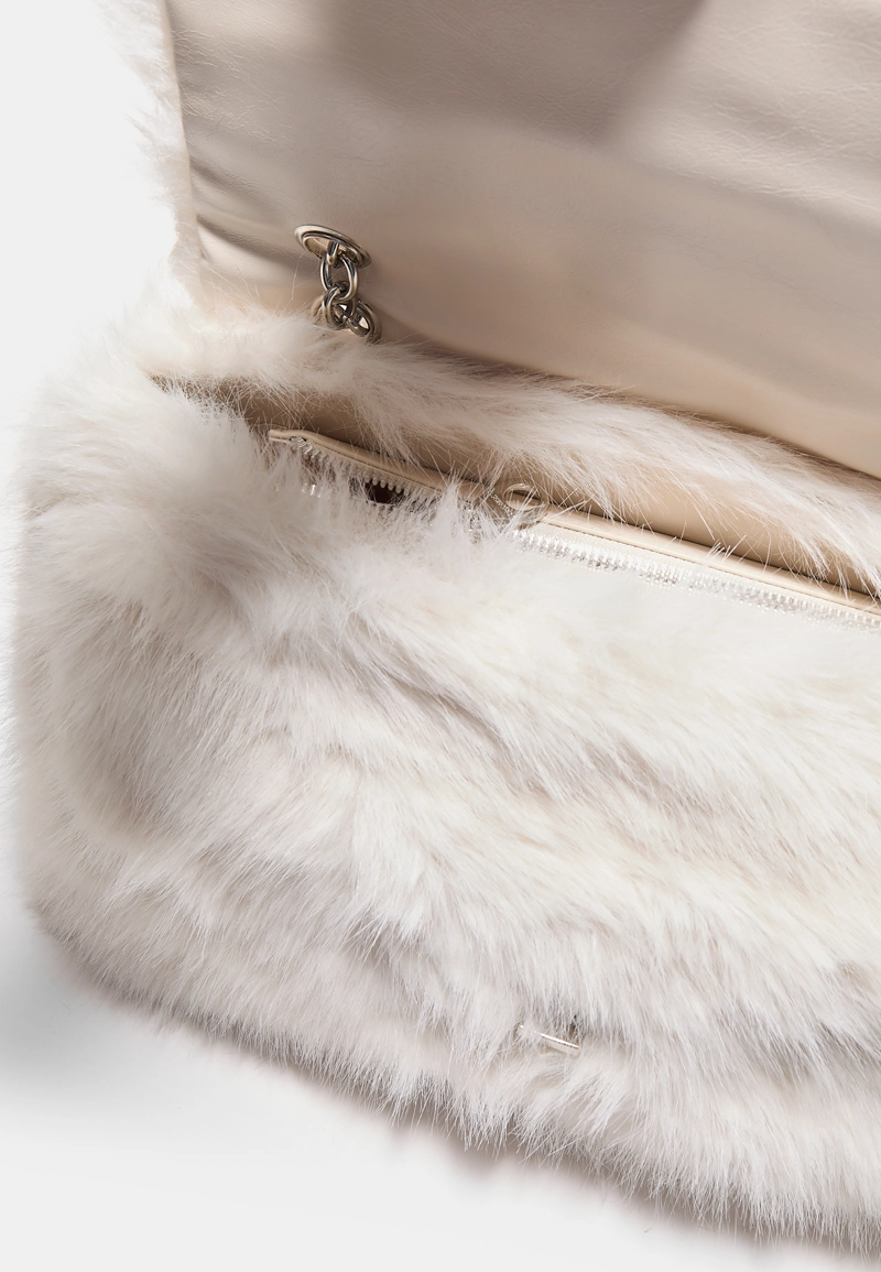 Прямоугольная сумка через плечо из искусственного меха