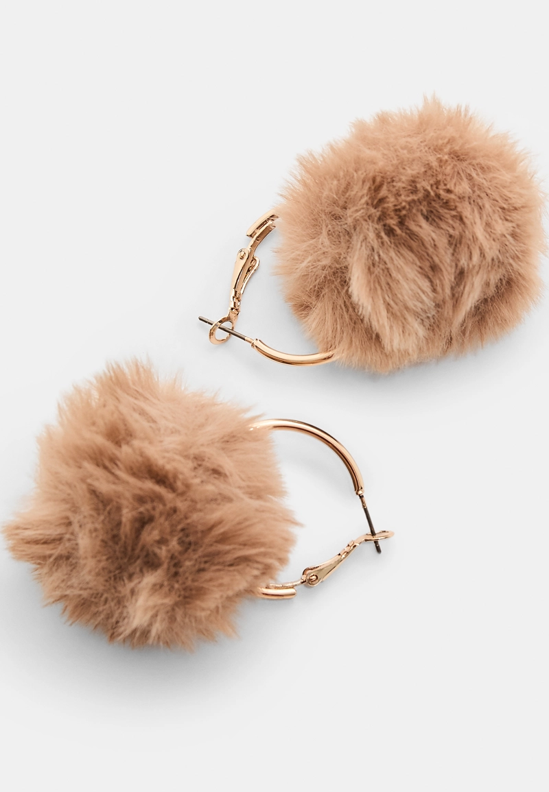 Мини-серьги-кольца с помпоном из искусственного меха