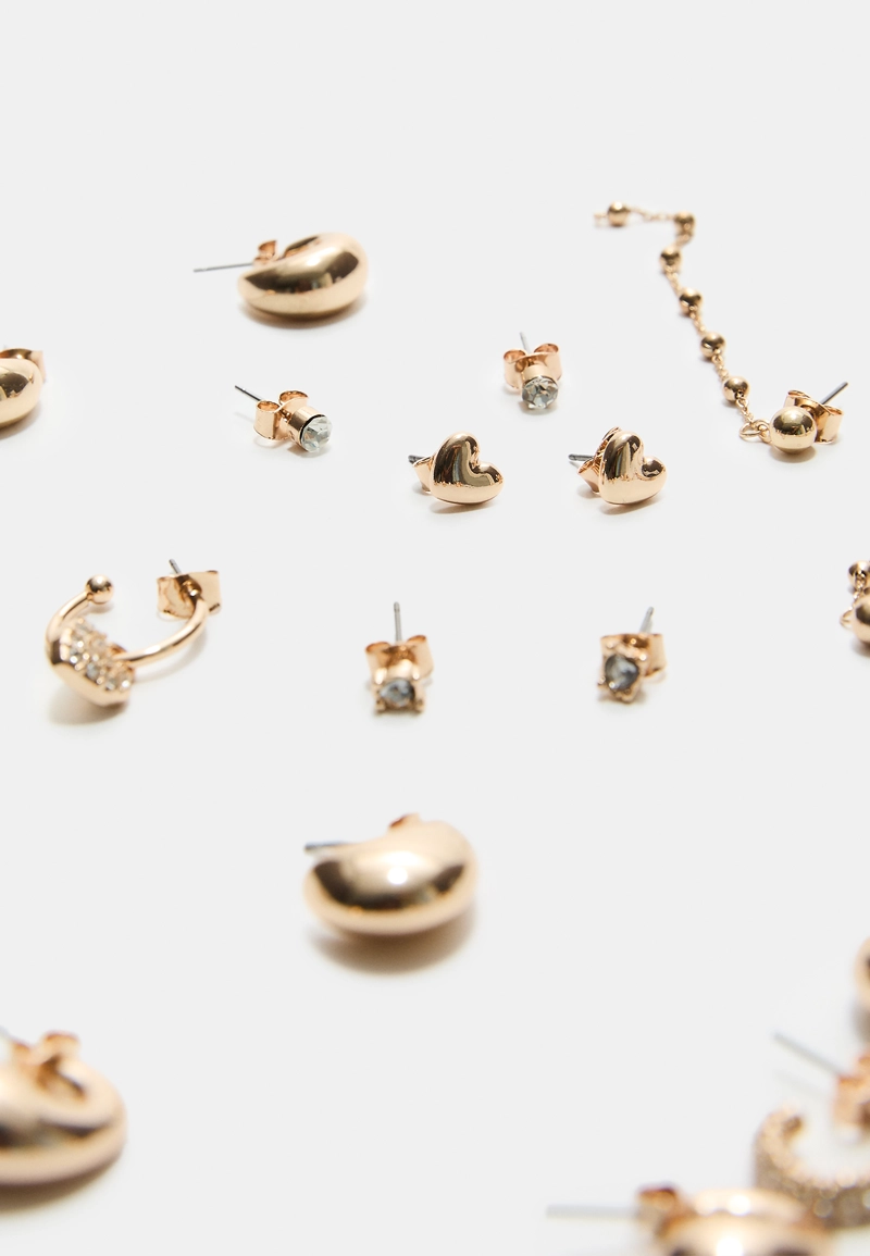 Набор из 9 сережек: сердечки и кольца