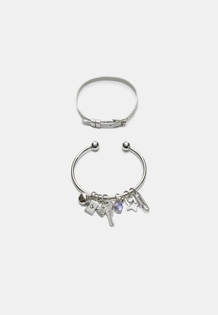 Набор из 2 браслетов с разными подвесками- Заказать в России