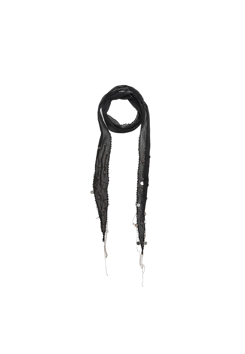 Тонкий платок с бусинами