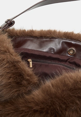 Сумка на плечо из искусственного меха- Заказать в России