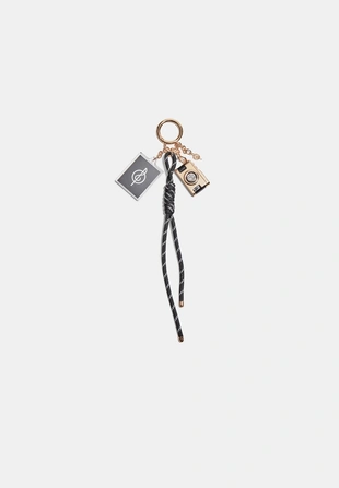 CAMERA CHARM KEYRING- Заказать в России