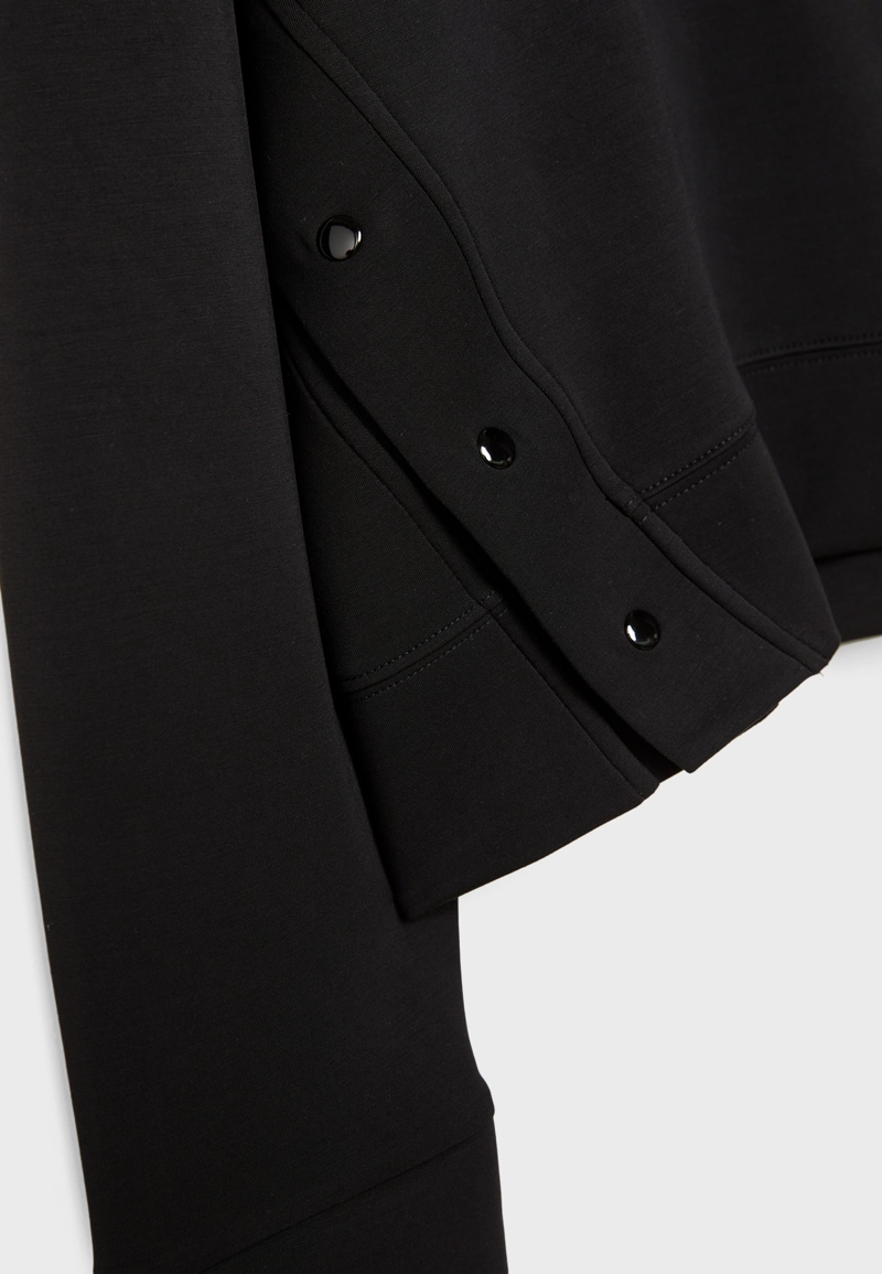 Толстовка с капюшоном из мягкой ткани с пуговицами