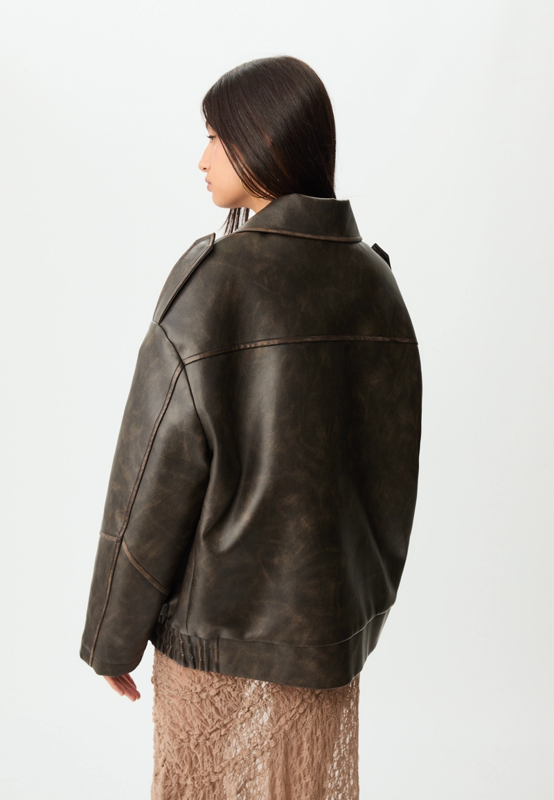 Комбинированная куртка оверсайз из искусственной кожи