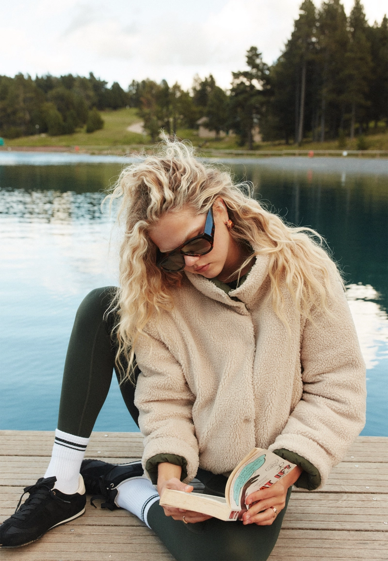 Двусторонняя стеганая куртка из искусственной овчины