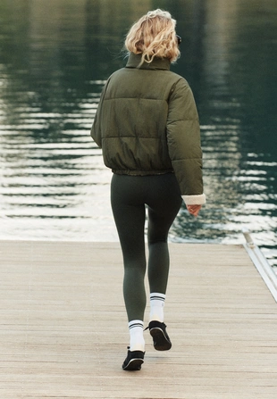 Двусторонняя стеганая куртка из искусственной овчины- Заказать в России