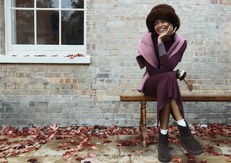 Ботинки из кожи на плоской подошве с меховой подкладкой