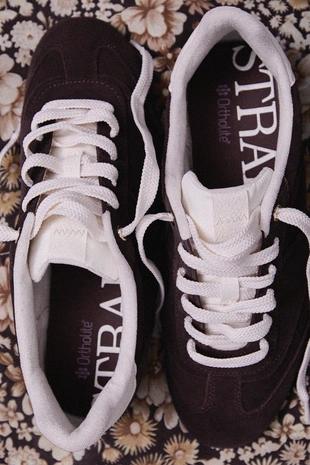 Мягкие кожаные кеды- Заказать в России