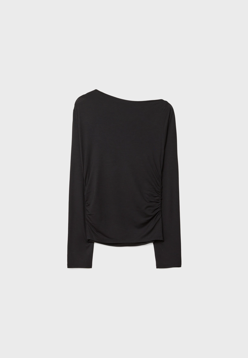 Футболка асимметричная с люверсами