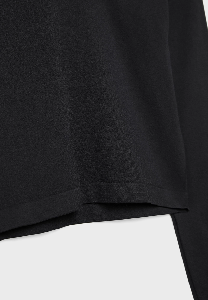 Базовая укороченная футболка