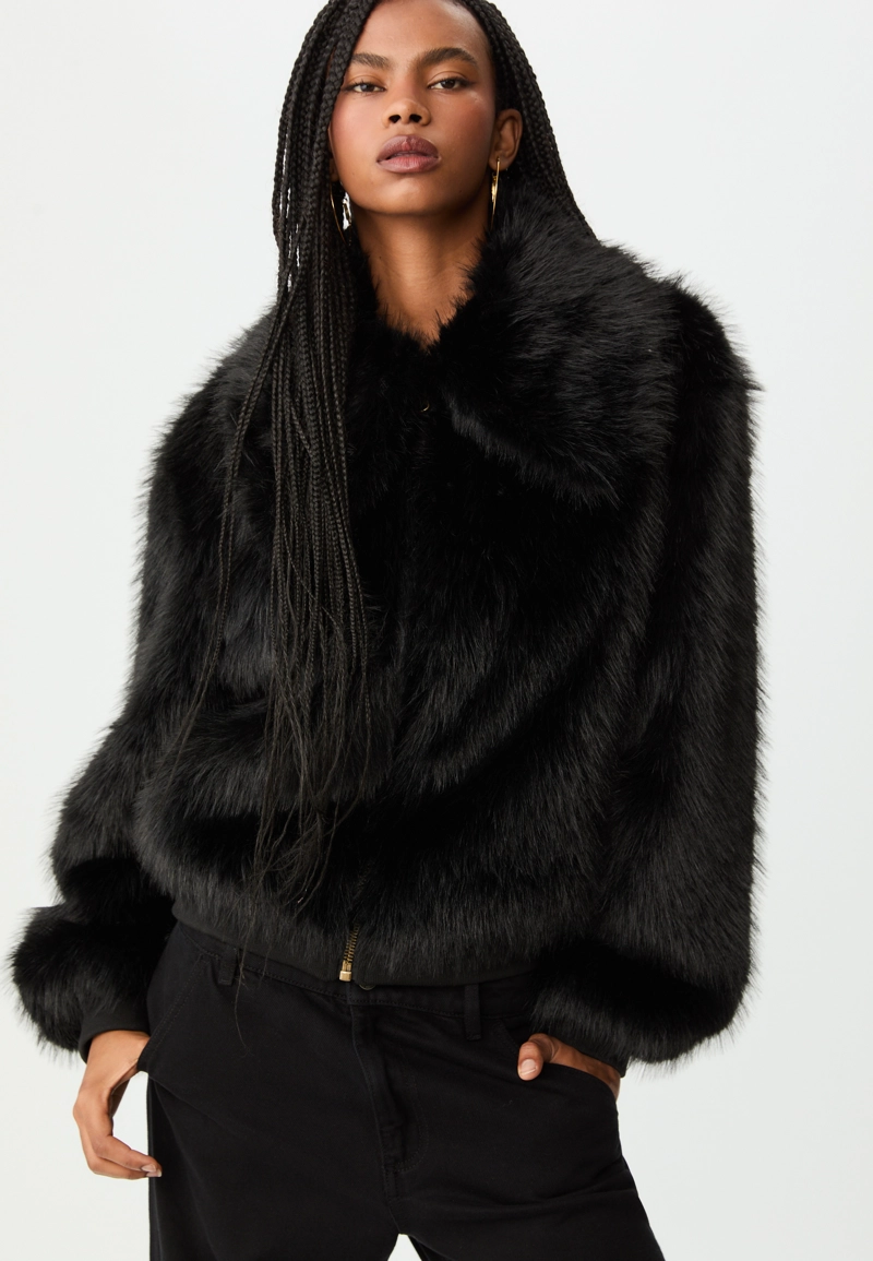 Куртка из искусственного меха на молнии