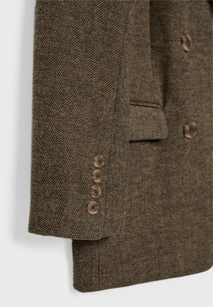 Объемный двубортный пиджак в елочку- Заказать в России