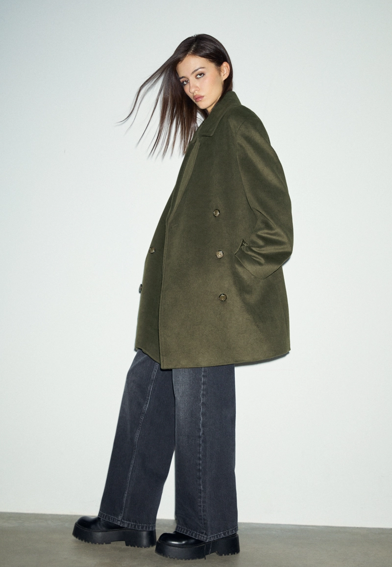 Двубортное пальто