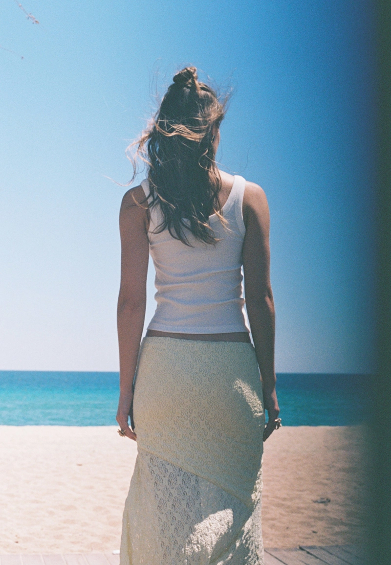 Топ на бретелях с надписью