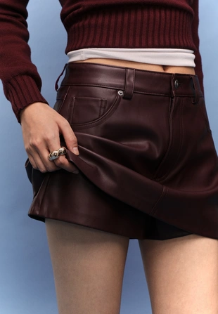 D62 мини-юбка-шорты из искусственной кожи- Заказать в России