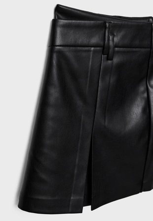 Юбка-шорты из искусственной кожи со складками- Заказать в России