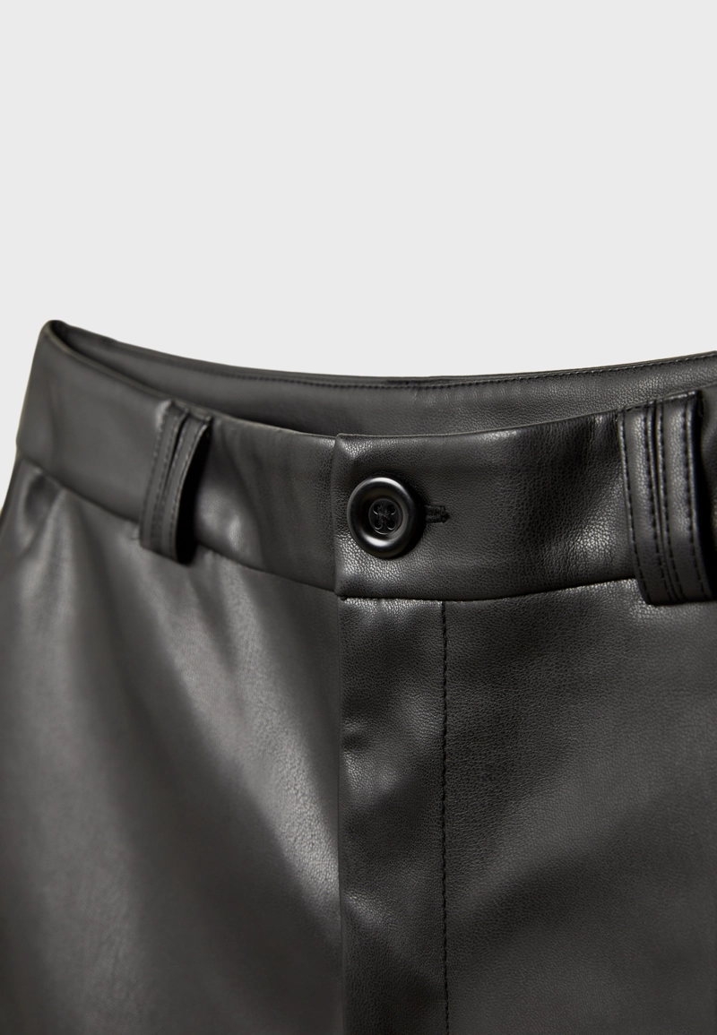 Мини-шорты из искусственной кожи