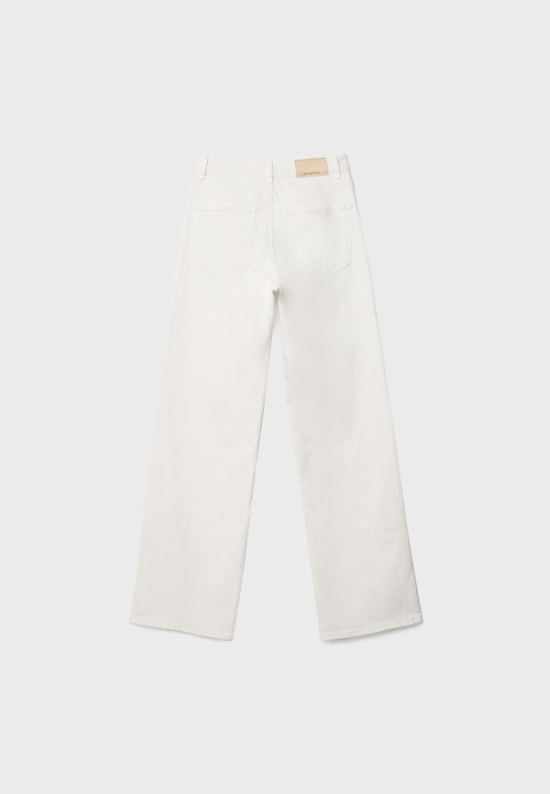 Джинсы прямого кроя