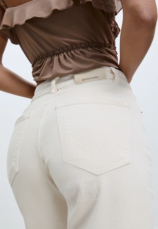 Джинсы прямого кроя- Заказать в России