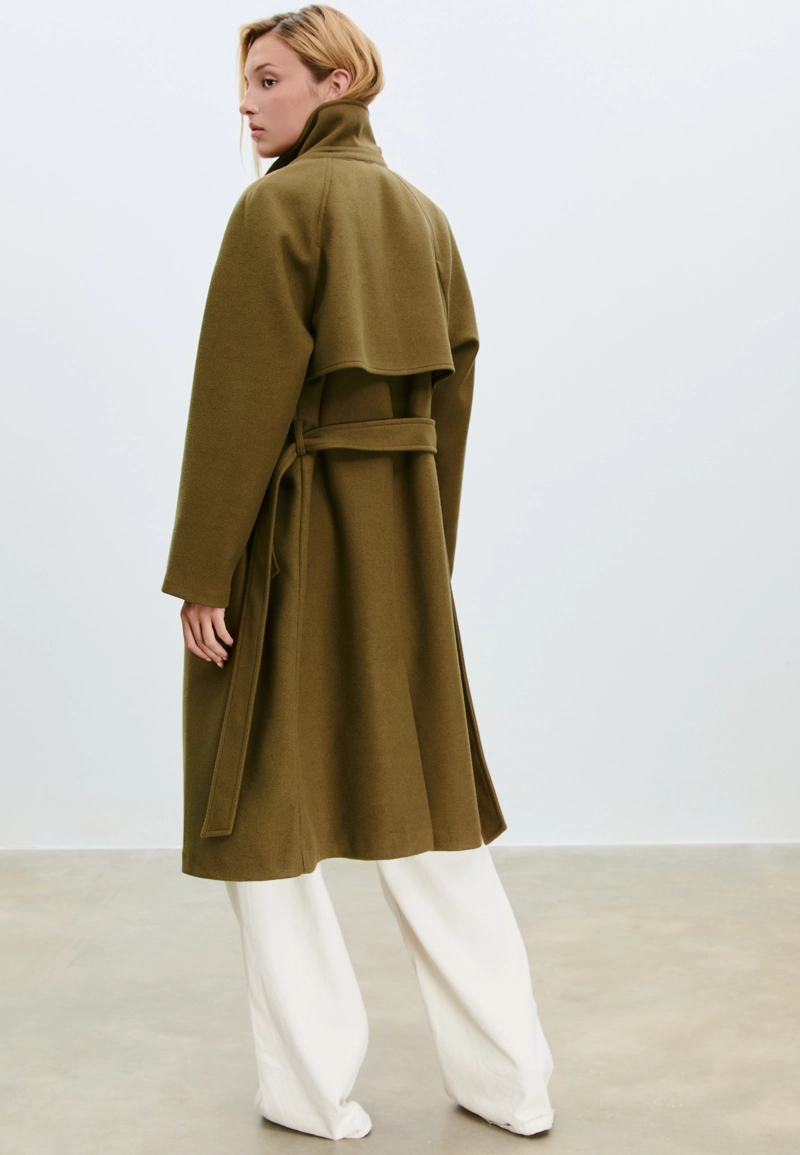 Тренч из мягкой ткани