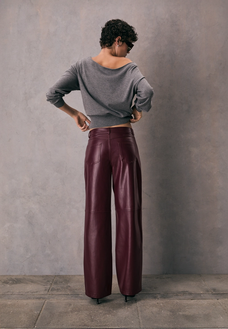 Прямые брюки из текстурной искусственной кожи