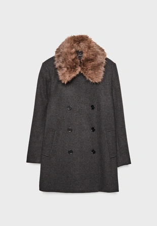 Пальто с воротником из искусственного меха- Заказать в России