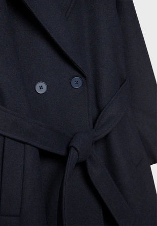 Длинное пальто с поясом- Заказать в России