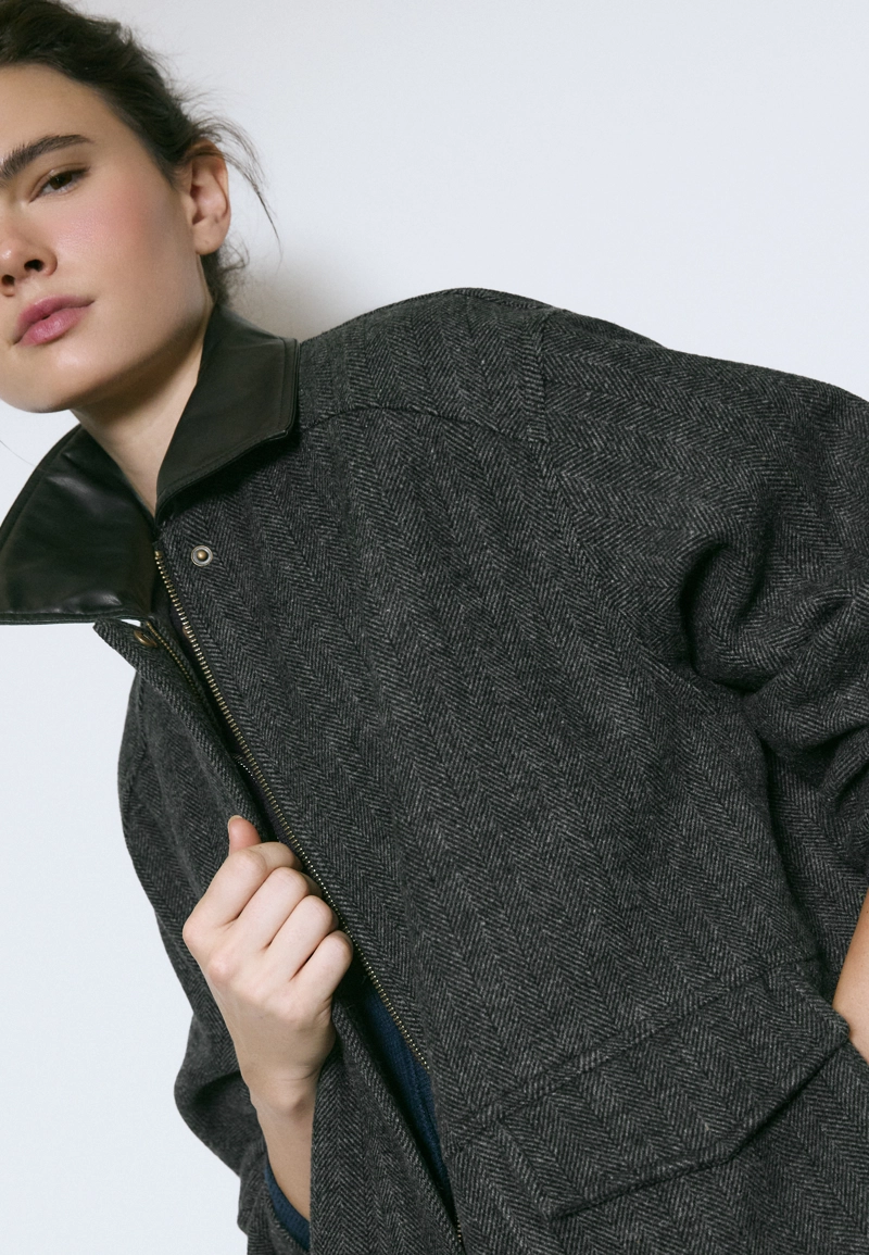 Куртка с карманами «елочка»