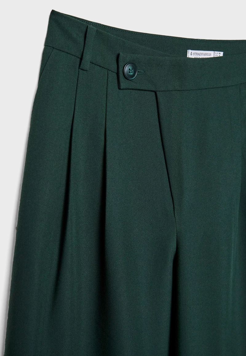 Повседневные брюки с запа́хом на поясе