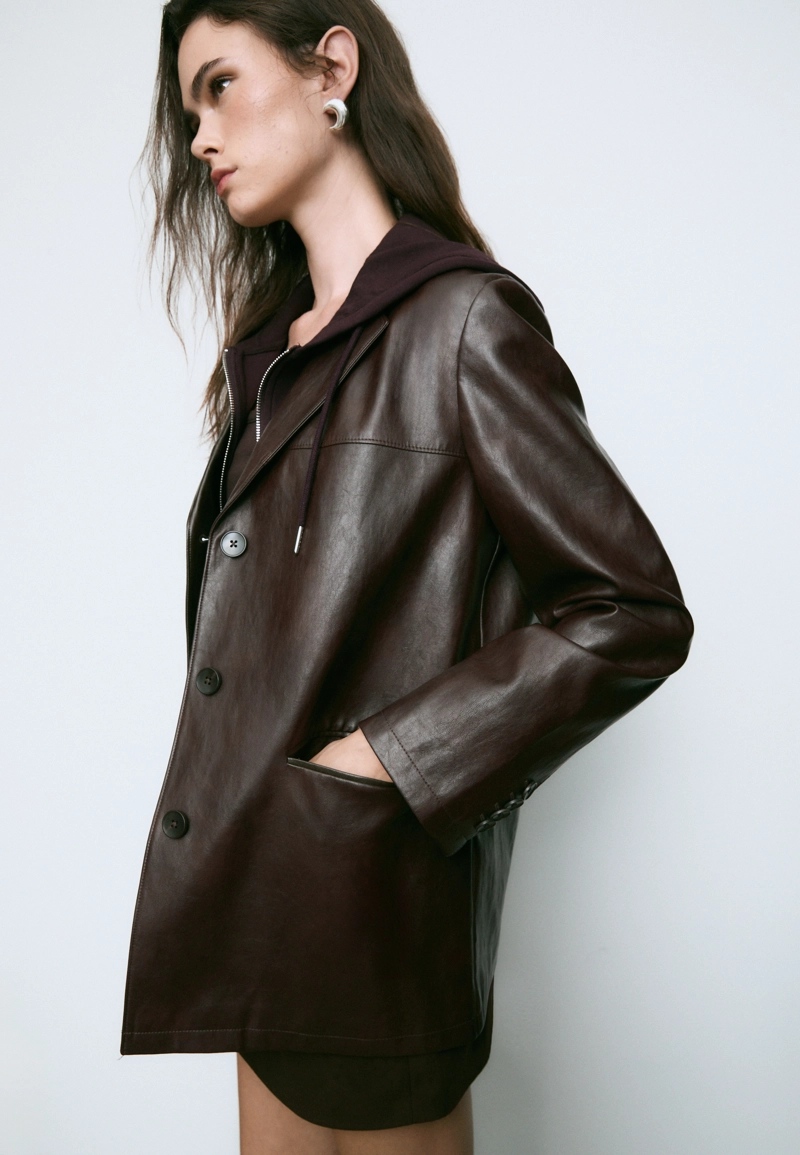 Блейзер из искусственной кожи