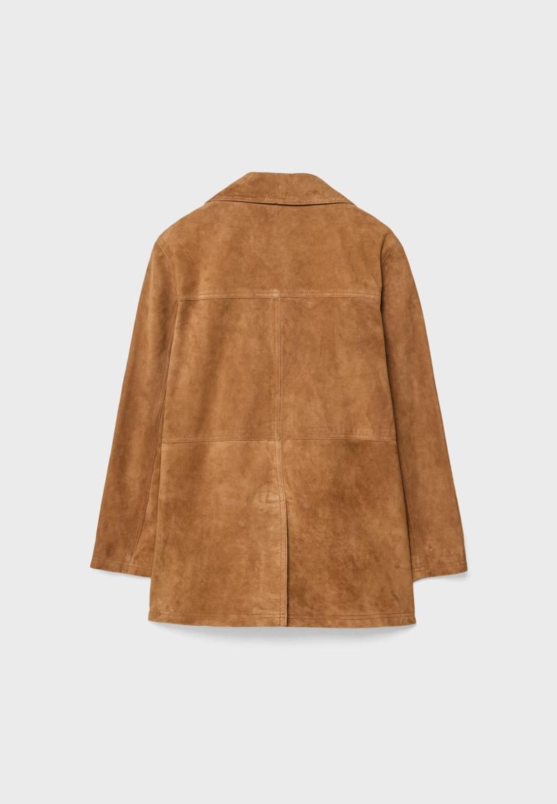 Кожаная куртка с карманами