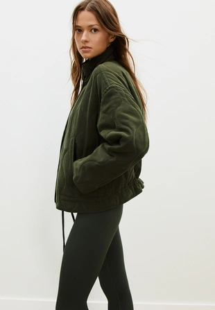 Стеганая куртка- Заказать в России