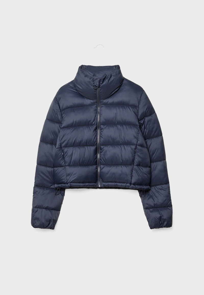 Стеганая куртка с высоким воротником