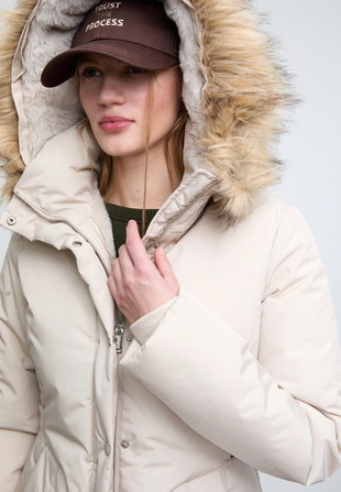 Стеганая куртка с капюшоном- Заказать в России