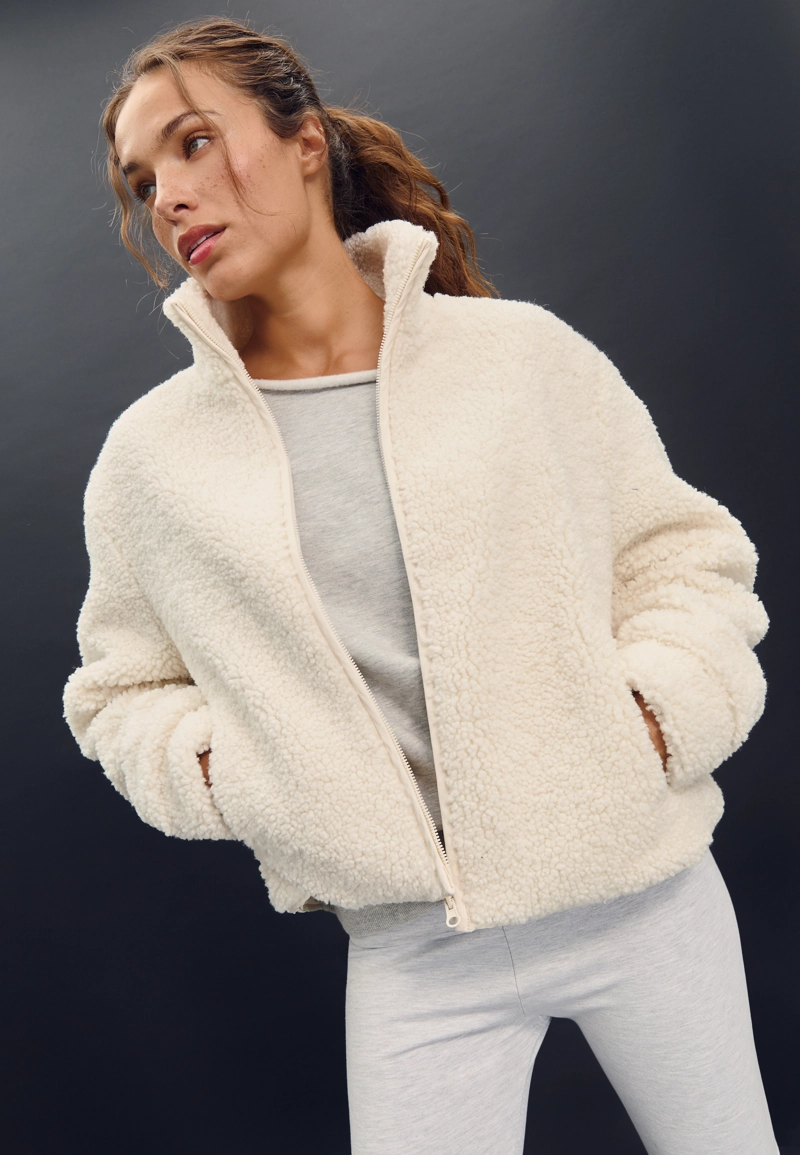 Куртка на молнии под искусственную овчину