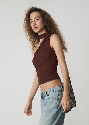 Асимметричный топ из полупрозрачной ткани с платком- Заказать в России