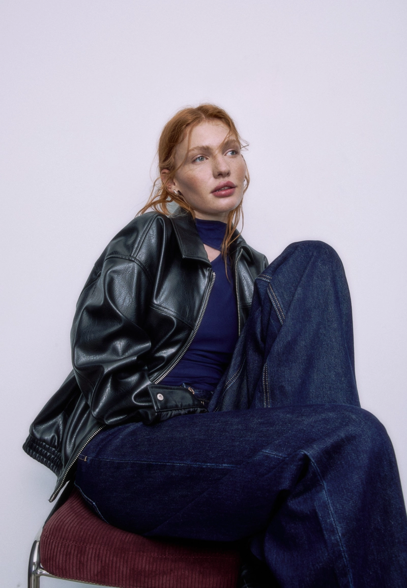 Асимметричный топ из полупрозрачной ткани с платком