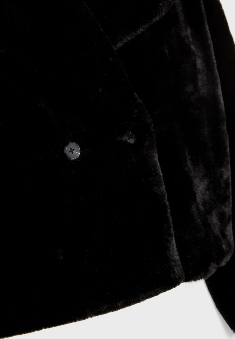 Двубортная куртка из искусственного меха